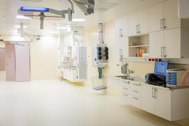 Univerzitetni klinični center UKC, zdravniki, zdravstvo