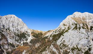 Kamniški Dedec, samoten razglednik, na katerega gredo le redki #video