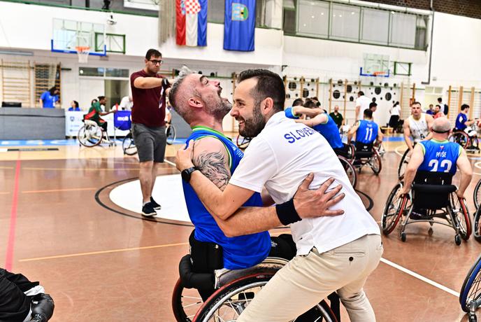 Slovenija po več kot 20 letih spet v elitni skupini