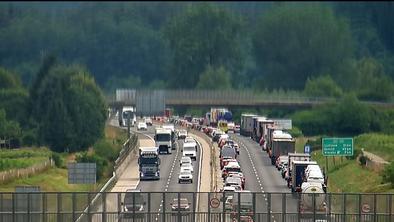 Štajersko avtocesto zaradi hujše nesreče zaprli. Umrl motorist.