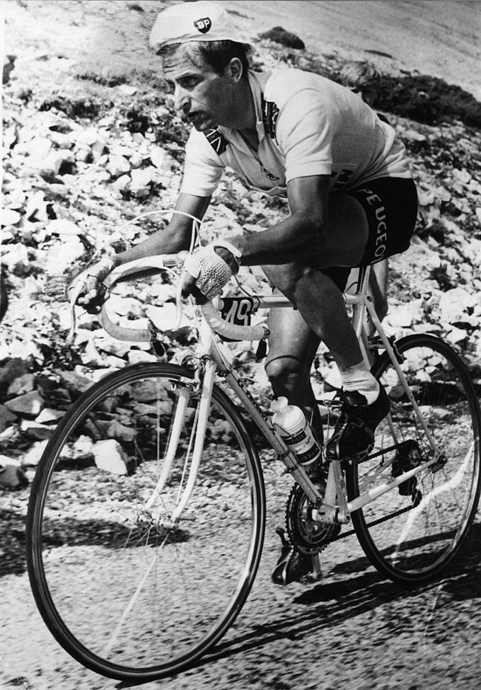Tom Simpson je bil prvi britanski kolesar, ki je nosil rumeno majico vodilnega na Touru, in prvi Britanec, ki je osvojil naslov svetovnega prvaka. Umrl je leta 1967, med 13. etapo francoskega Toura. | Foto: Getty Images