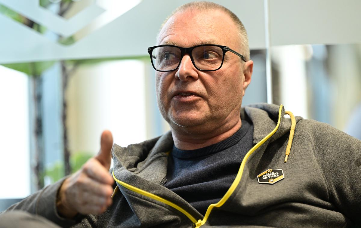 Marc Lamberts | Marc Lamberts, trener Primoža Rogliča, je sprva nasprotoval ideji, da njegov varovanec letos nastopi na Giru in Touru, ne pa na Vuelti, kjer je imel do zdaj največ uspeha. | Foto Guliverimage