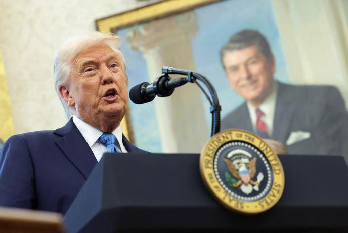 Trump napovedal znatno znižanje carin za Kitajsko
