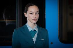 Po 30 letih se poslavljajo petrolejsko modre uniforme Slovenskih železnic #video #foto