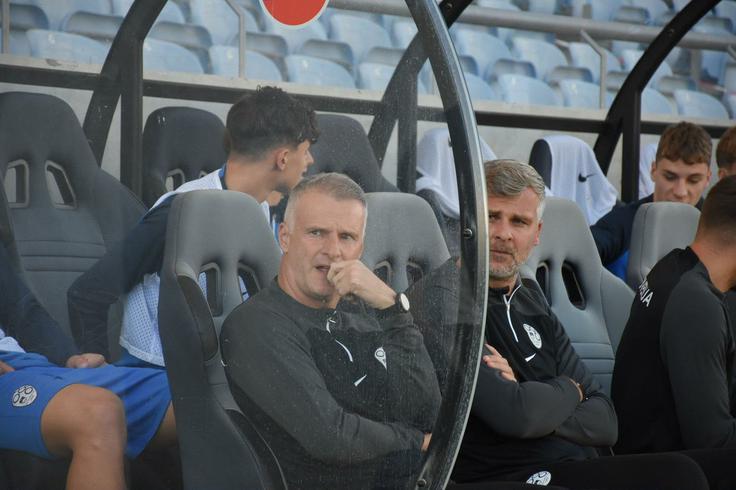 Nekdanji nogometni reprezentant Muamer Vugdalić je zdaj selektor slovenske reprezentance do 17 let. Pri delu mu pomaga Željko Filipović. | Foto: Osebni arhiv