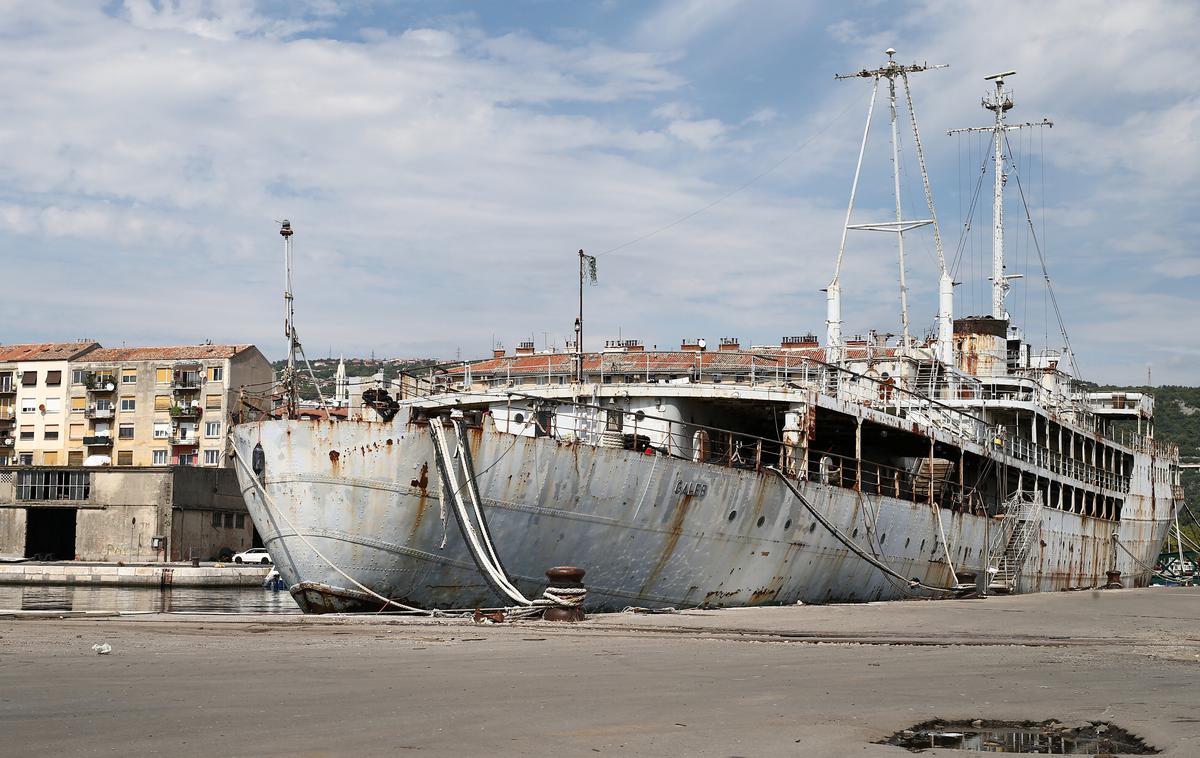 Galeb | Titovega Galeba očitno čakajo boljši časi. Obnova ladje in preureditev v muzej bosta končani do prihodnje pomladi, pravijo na Reki. | Foto Reuters