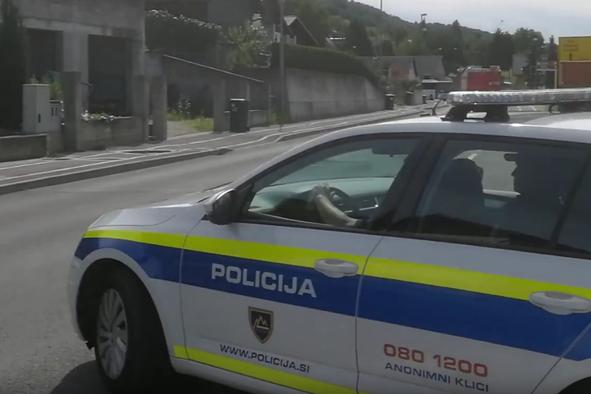 Koliko vozniških dovoljenj so policisti odvzeli novembra?