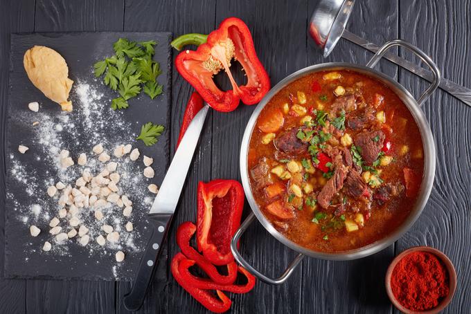 Ko jed začinimo s sladko papriko, se šele zares razvijejo polni okusi jedi. | Foto: Shutterstock
