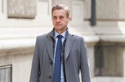 Kaj bo prinesel današnji sestanek pri Golobu?