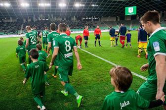 Ko je sredi Stožic zaslišal Viole, ga je stisnilo