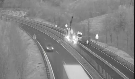 Zaradi nesreče je zaprta vipavska hitra cesta