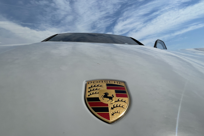 Porsche cayenne | Foto Gregor Pavšič