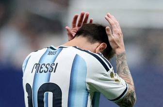 Messi ne bi smel igrati za Argentino: novo pravilo zveze dviguje prah