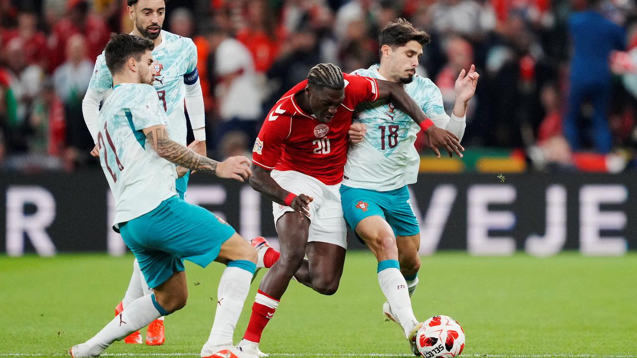 Novo izenačenje na Danskem, Klopp lovi prvo selektorsko zmago #vŽivo