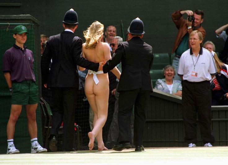 Melissa Johnson je bila ob finalu pridržana, a pozneje za svoje dejanje ni bila kaznovana. | Foto: 
