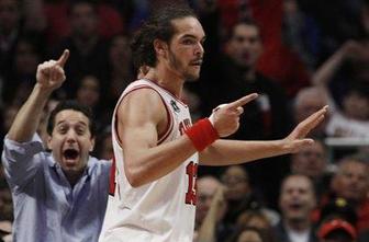 Joakim Noah se vrača pod obroče