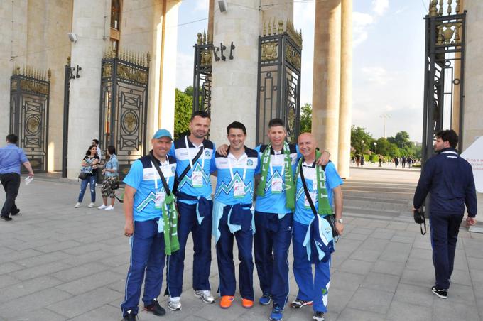 Od leve proti desni: Selektor Oskar Drobne, Suad Fileković, Miro Todosovski, Simon Sešlar in kapetan Nani Matjašič na letošnjem turnirju v Moskvi. | Foto: 
