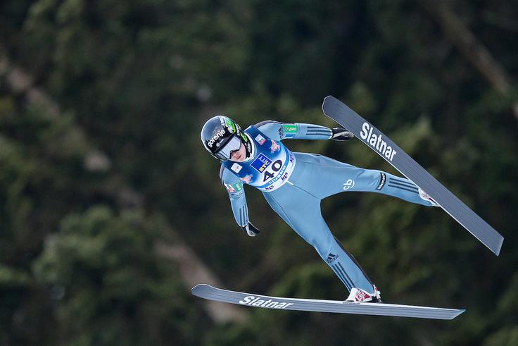 Ema Klinec bo v tej sezoni prvič razprla krila. Prvo tekmo svetovnega pokala v Ramsauu je morala namreč zaradi pozitivnega testa na novi koronavirus izpustiti. | Foto: Sportida
