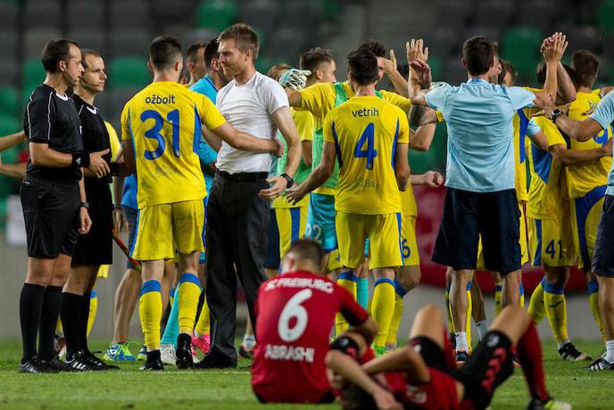 Nemci od šoka v Ljubljani popadali na tla