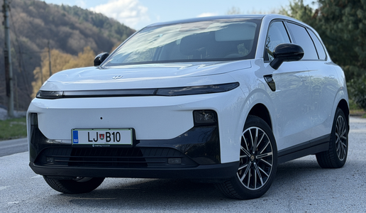 Ne le sedeži zadaj, razlogov je več: med kitajskimi je najbolj prepričal