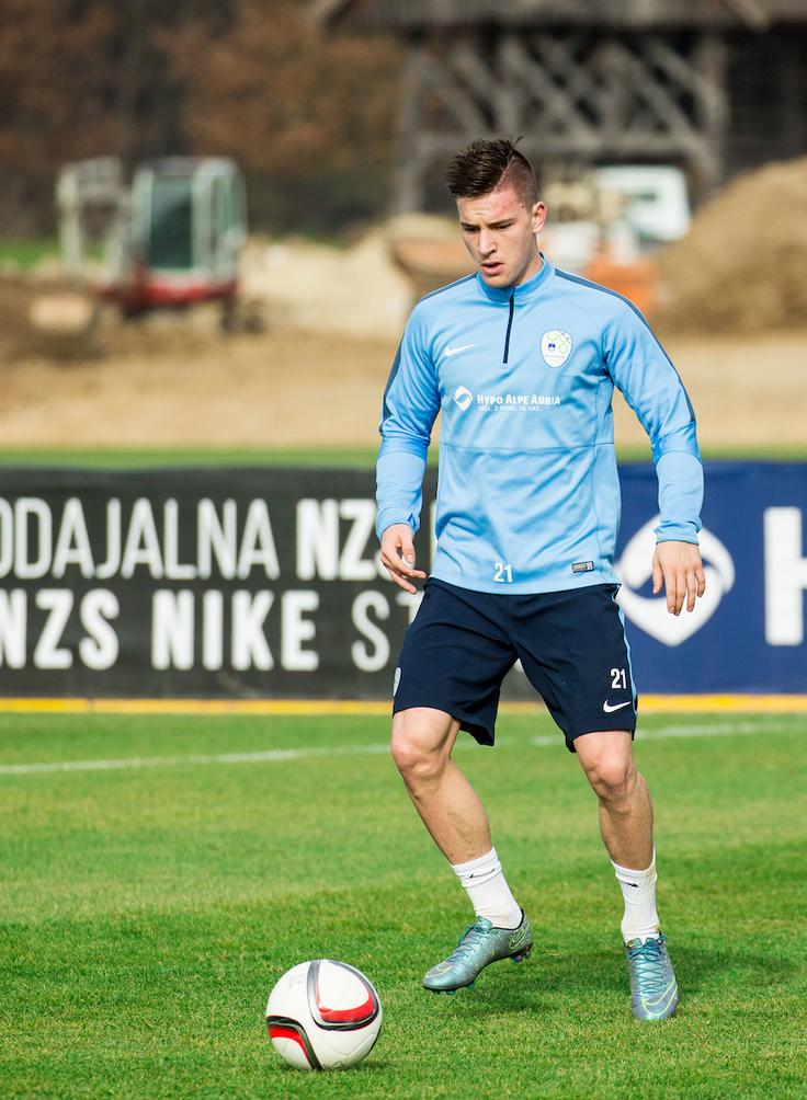 Danski prvak Köbenhavn, pri katerem nastopa 22-letni Vojničan, ni izgubil že 21 tekem zapored. | Foto: Vid Ponikvar