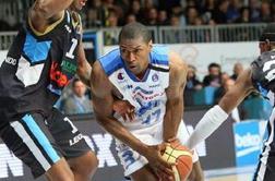 Metta World Peace že navdušuje v Italiji (video)