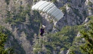 Dean Potter – skywalker in leteči akrobat (video)