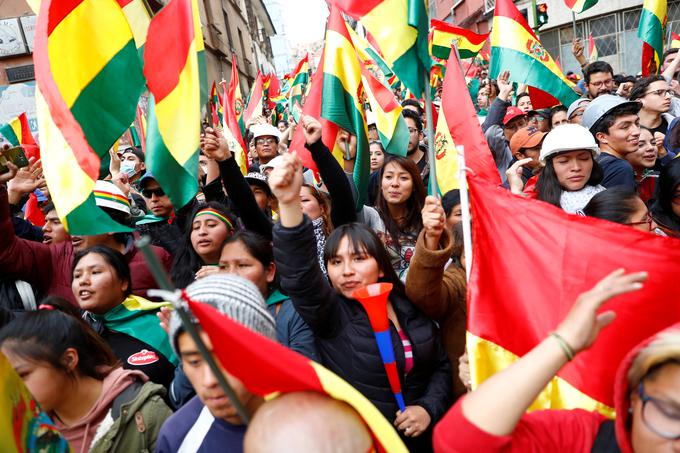 Protesti v Boliviji se nadaljujejo tudi danes. | Foto: Reuters