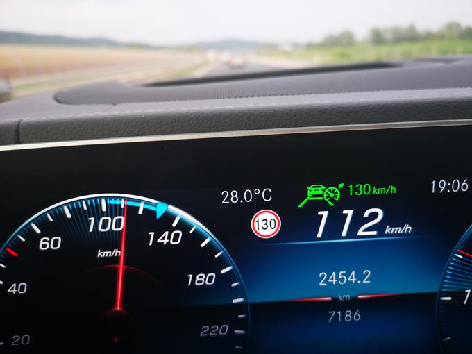 Nemci splošne omejitve hitrosti na avtocesti še ne bodo sprejeli, tudi sicer prehitre voznike raje »napadejo« s prepovedjo vožnje in ne visokimi denarnimi globami. | Foto: Gregor Pavšič