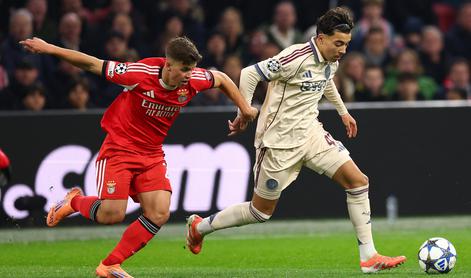 V živo: najslabša med seboj, slovenski slavljenec sodi velikanoma