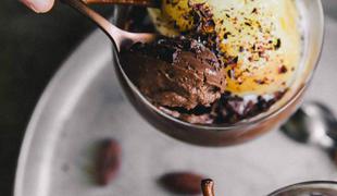 Puding iz temne čokolade s hruškami v 15 minutah #recept