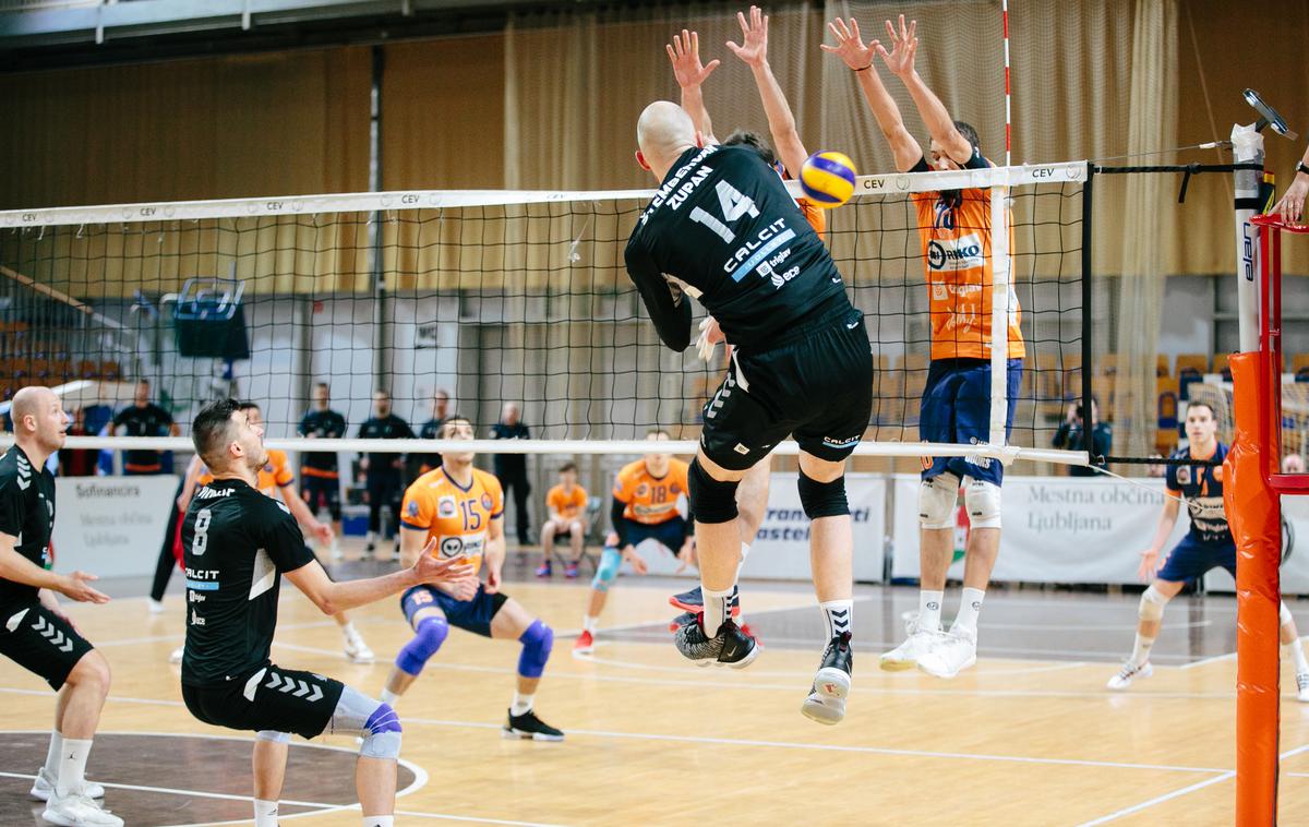 ACH Volley Calcit Volley | Uvodno tekmo finala je po petih nizih dobil ACH Volley. | Foto Klemen Brumec