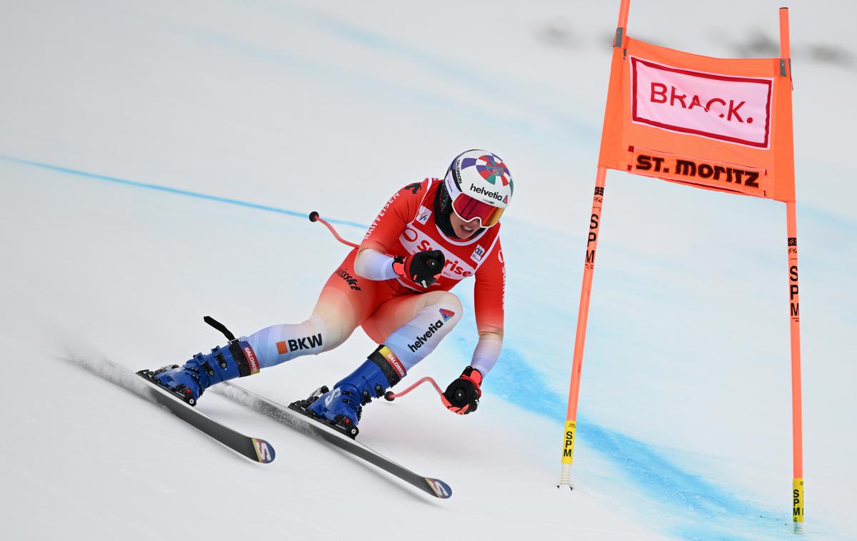 Michelle Gisin | Michelle Gisin je grdo padla. | Foto Reuters