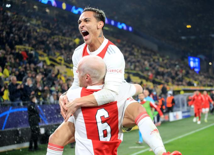 Brazilec Antony je zapustil Amsterdam in se podal v Manchester, Ajax pa je zaslužil 95 milijonov evrov. Z vključenimi bonusi bi se lahko zaslužek povzpel na 100 milijonov! | Foto: Reuters