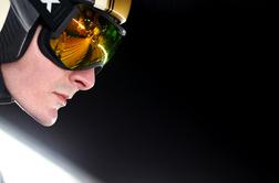 Domen Prevc po enem skoku končal trening: dobil je znak za soboto