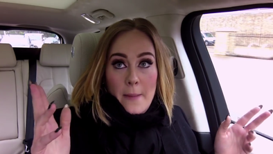 Adele zna tudi rapati (video)