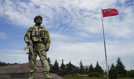 Rusi zavzeli švedsko vas in jo skoraj popolnoma uničili
