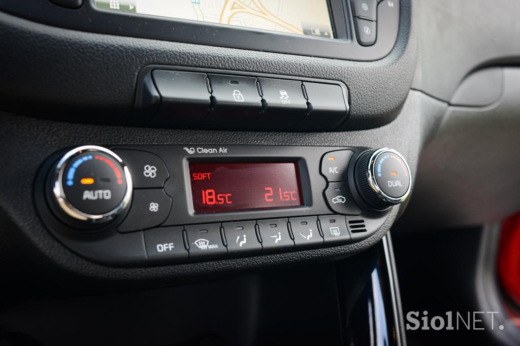 Kia ceed SW - fotogalerija testnega vozila