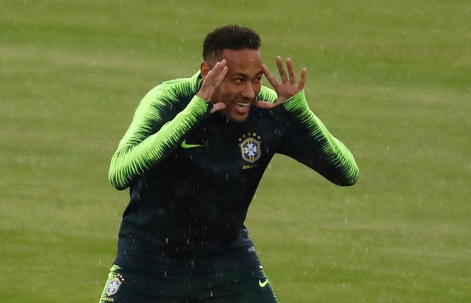 Neymar do konca svetovnega prvenstva noče razglabljati o prihodnosti. | Foto: Reuters