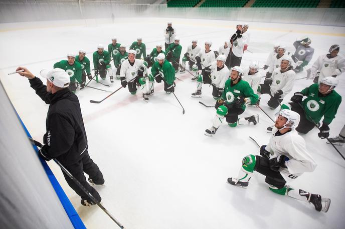 HK SŽ Olimpija trening | HK SŽ Olimpija ostaja del Alpske lige, za katero je tudi zgradila ekipo. | Foto Grega Valančič/Sportida