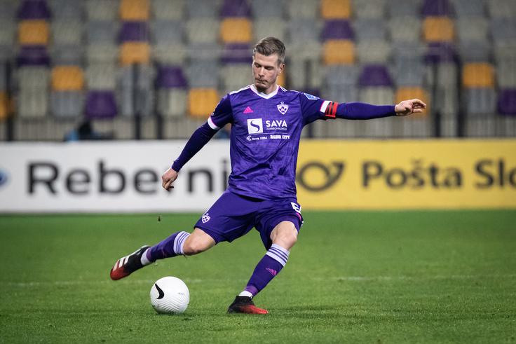 Aleks Pihler zapušča Maribor. | Foto: Blaž Weindorfer/Sportida