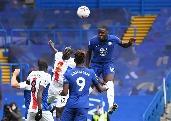 Med strelce se je pri Chelseaju vpisal tudi Kurt Zouma. | Foto: Reuters