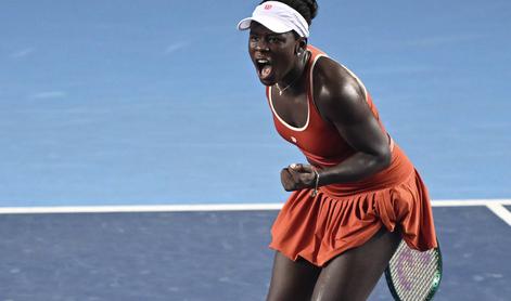 Blinkova do naslova v Jiujiangu, Mboko se veseli v Hongkongu, Tjen do prve zmage