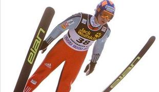 Prevc najdaljši med kvalifikanti