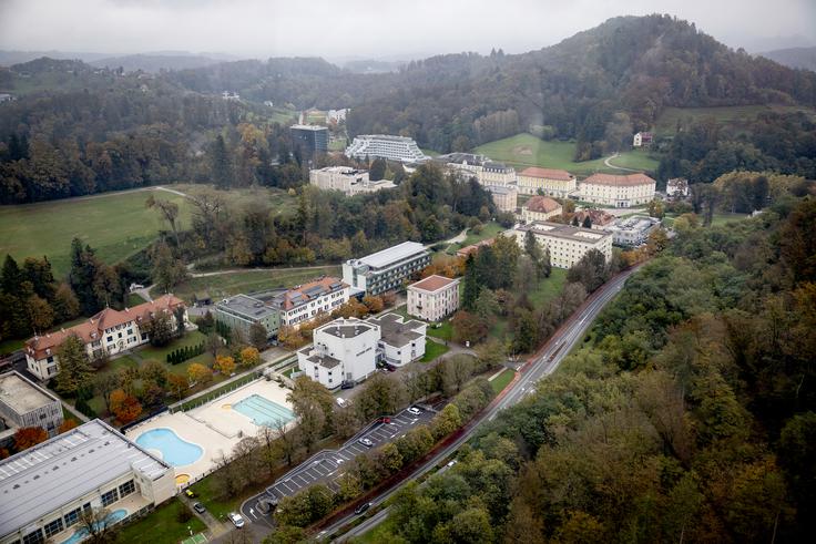 Pogled na Rogaško Slatino s stolpa Kristal. | Foto: Ana Kovač