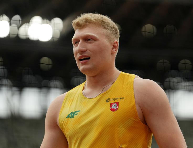 Mykolas Alekna, med drugim tudi olimpijski podprvak, je imel precej dela, da si je zagotovil v finale. | Foto: Reuters