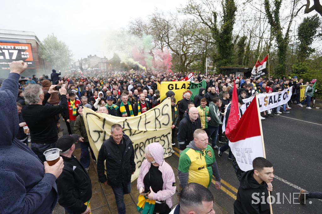 Manchester United navijači protest