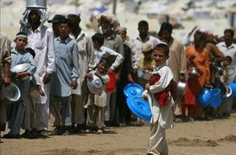 Pakistan: V eksploziji avtomobila bombe deset mrtvih