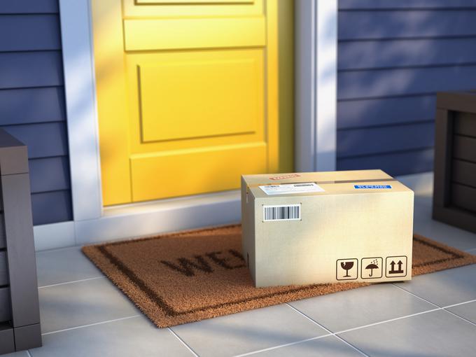 pošta, dostava, paket | Foto: Shutterstock
