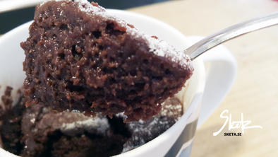 Nutelina "torta" iz mikrovalovne pečice